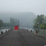 Nebel über dem Hafen Hörnle in Grenzach