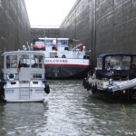 MS Sydney in der Schleuse Fessenheim